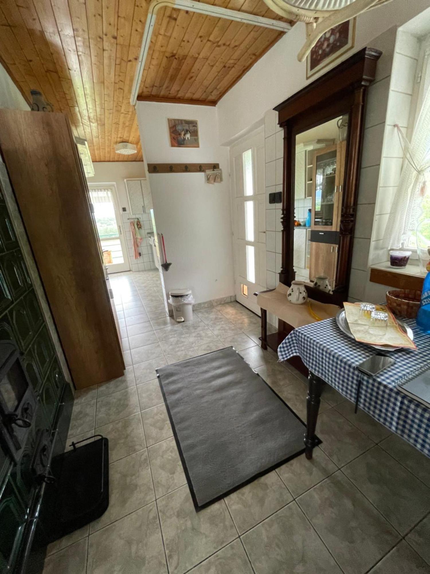 Apartament Stupa-rezi-tatika-haz Zalaszanto